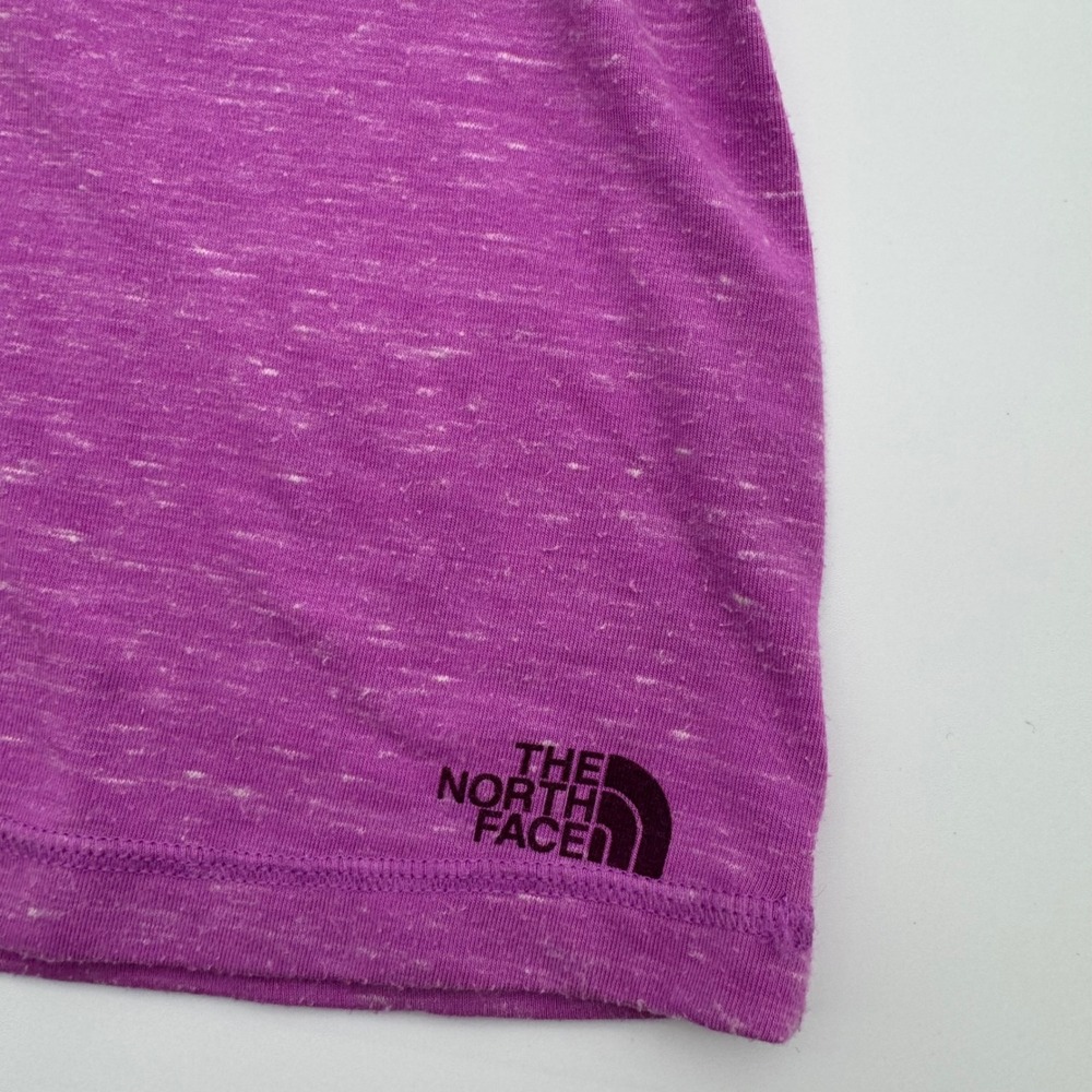 The North Face Womens V-Neck Active Tee Purple Space Dye Raglan Cap Sleeve M - Picture 2 of 6